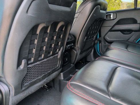 Used 2020 Jeep Wrangler Unlimited Rubicon AWD/4WD image 17