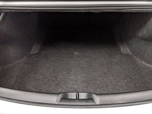 Used 2023 Chrysler 300 Touring L w/ Comfort Group RWD image 18