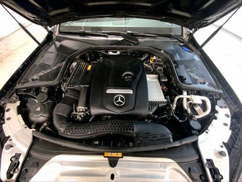 Used 2018 Mercedes-Benz C 300 4MATIC Sedan image 31
