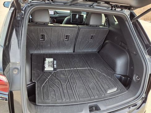 Used 2022 Chevrolet Blazer RS w/ Enhanced Convenience Package image 34