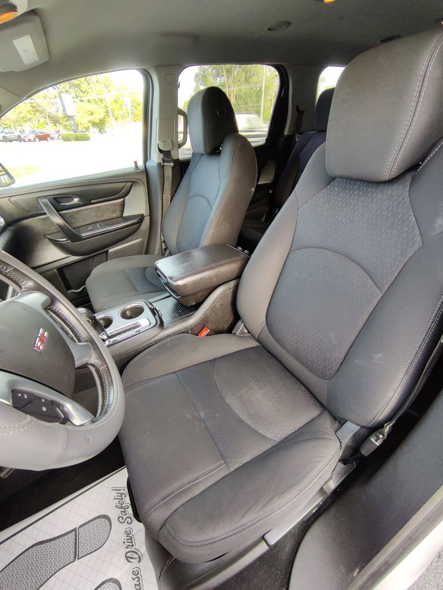Used 2016 GMC Acadia SLE FWD image 14