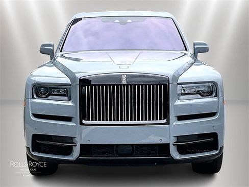 Certified 2024 Rolls-Royce Cullinan Black Badge image 3