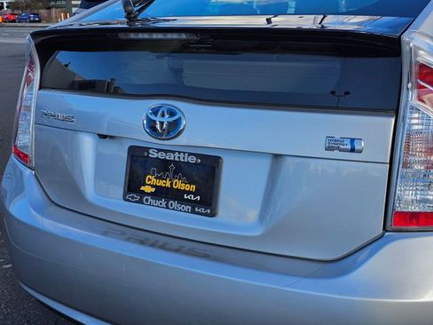 Used 2013 Toyota Prius Three w/ Solar Roof Pkg image 15