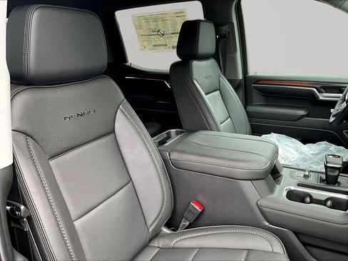 New 2026 GMC Sierra 1500 Denali w/ Denali Reserve Package AWD/4WD image 19