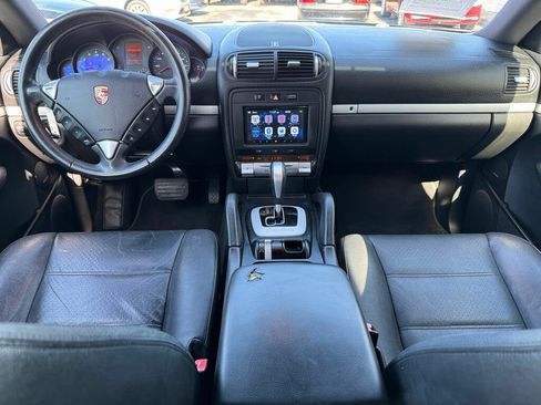 Used 2010 Porsche Cayenne AWD/4WD image 17