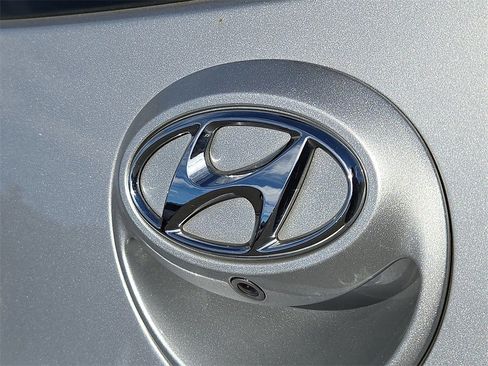 Used 2016 Hyundai Veloster Base w/ Option Group 02 image 28