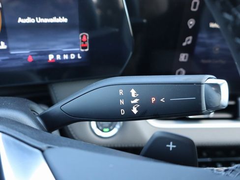 New 2026 Chevrolet Equinox LT image 10