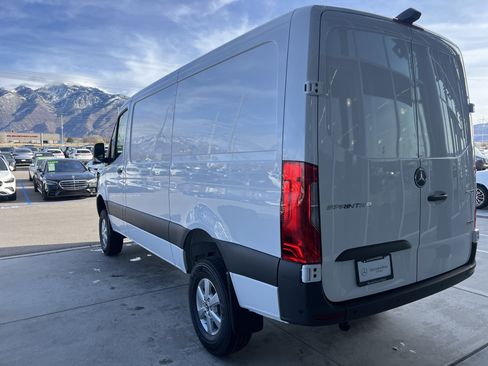 New 2026 Mercedes-Benz Sprinter 2500 image 7