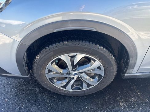 Used 2020 Subaru Outback Limited w/ Tech Package 2 image 8