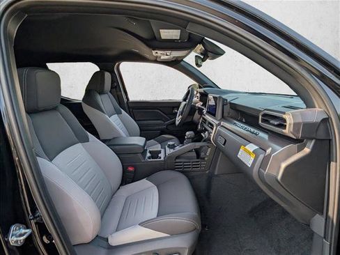 New 2025 Toyota Tacoma TRD Off-Road image 7