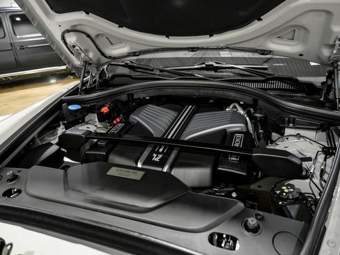 Used 2023 Rolls-Royce Cullinan Black Badge w/ Driver's Package image 66