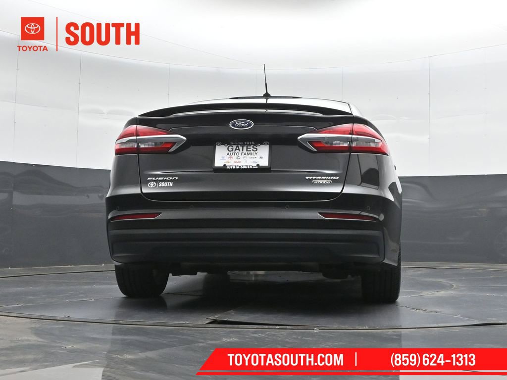 Used 2020 Ford Fusion Energi Titanium FWD image 38