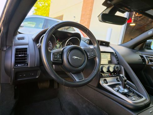 Used 2016 Jaguar F-TYPE Coupe image 16