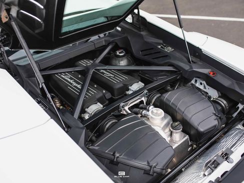 Used 2024 Lamborghini Huracan Tecnica image 35