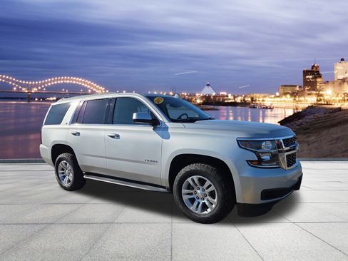Used 2019 Chevrolet Tahoe LT image 4