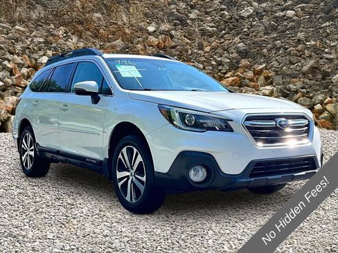 Used 2018 Subaru Outback 2.5i Limited AWD/4WD image 9