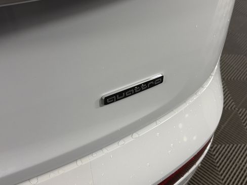 Certified 2022 Audi Q5 2.0T Premium Plus AWD/4WD image 16