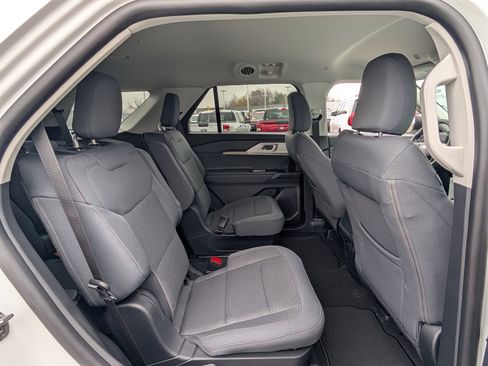 New 2026 Ford Explorer Active image 7