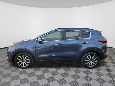 Used 2018 Kia Sportage EX w/ EX Technology Package image 5