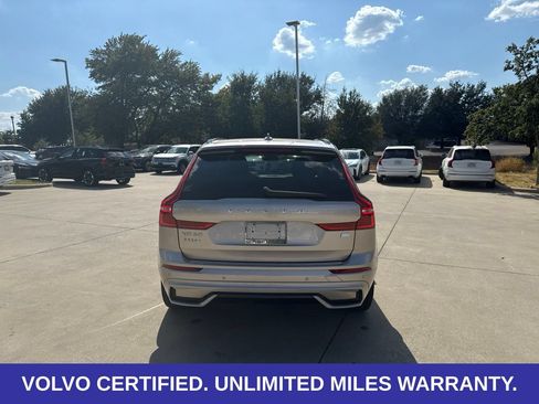 Certified 2024 Volvo XC60 T8 Ultimate w/ Protection Package Premier AWD/4WD image 8