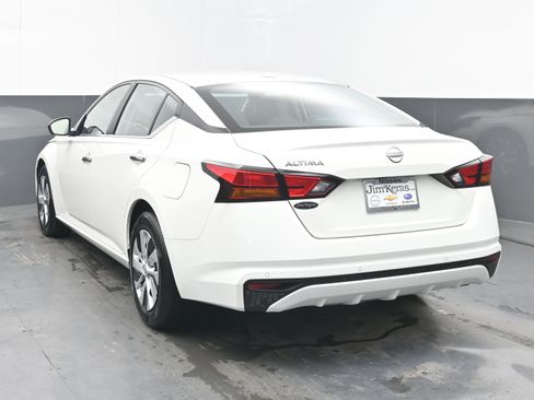 Certified 2025 Nissan Altima 2.5 S image 6