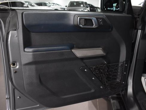 Used 2023 Ford Bronco Outer Banks AWD/4WD image 13