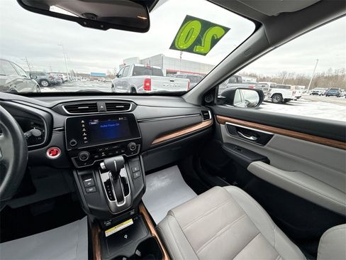 Used 2020 Honda CR-V Touring image 11