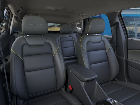 New 2026 Chevrolet Trax ACTIV w/ Driver Confidence Package FWD image 17