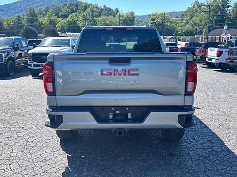 Used 2024 GMC Sierra 1500 Pro w/ Graphite Edition AWD/4WD image 6