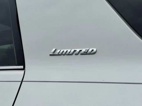 Used 2022 Toyota 4Runner Limited image 12