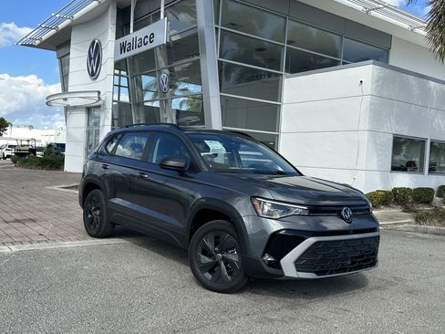 New 2026 Volkswagen Taos S image 1