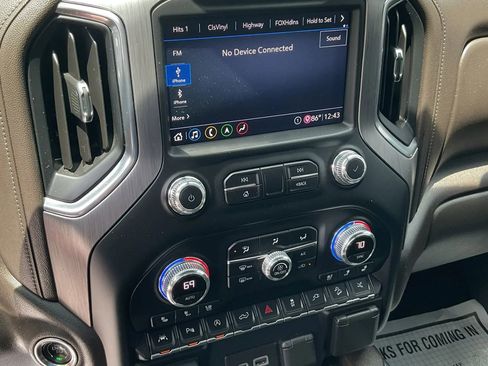Used 2020 GMC Sierra 1500 Denali w/ Denali Ultimate Package AWD/4WD image 30