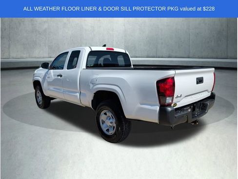 Used 2020 Toyota Tacoma SR AWD/4WD image 3