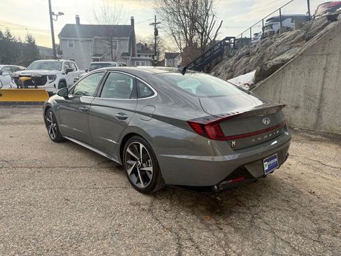 Used 2022 Hyundai Sonata SEL Plus image 3