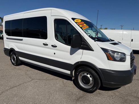 Used 2017 Ford Transit 350 XL image 3
