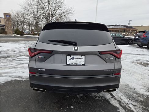 Used 2022 Acura MDX A-Spec image 29