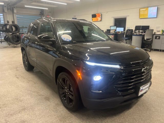 New 2026 Chevrolet TrailBlazer LT w/ Convenience Package AWD/4WD image 3