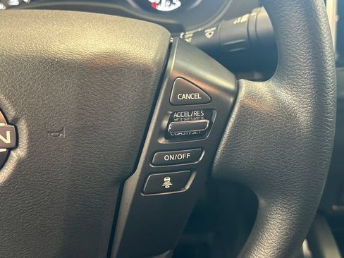 Used 2025 Nissan Frontier SV AWD/4WD image 31