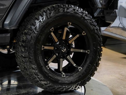 Used 2019 Jeep Wrangler Unlimited Sport S AWD/4WD image 53