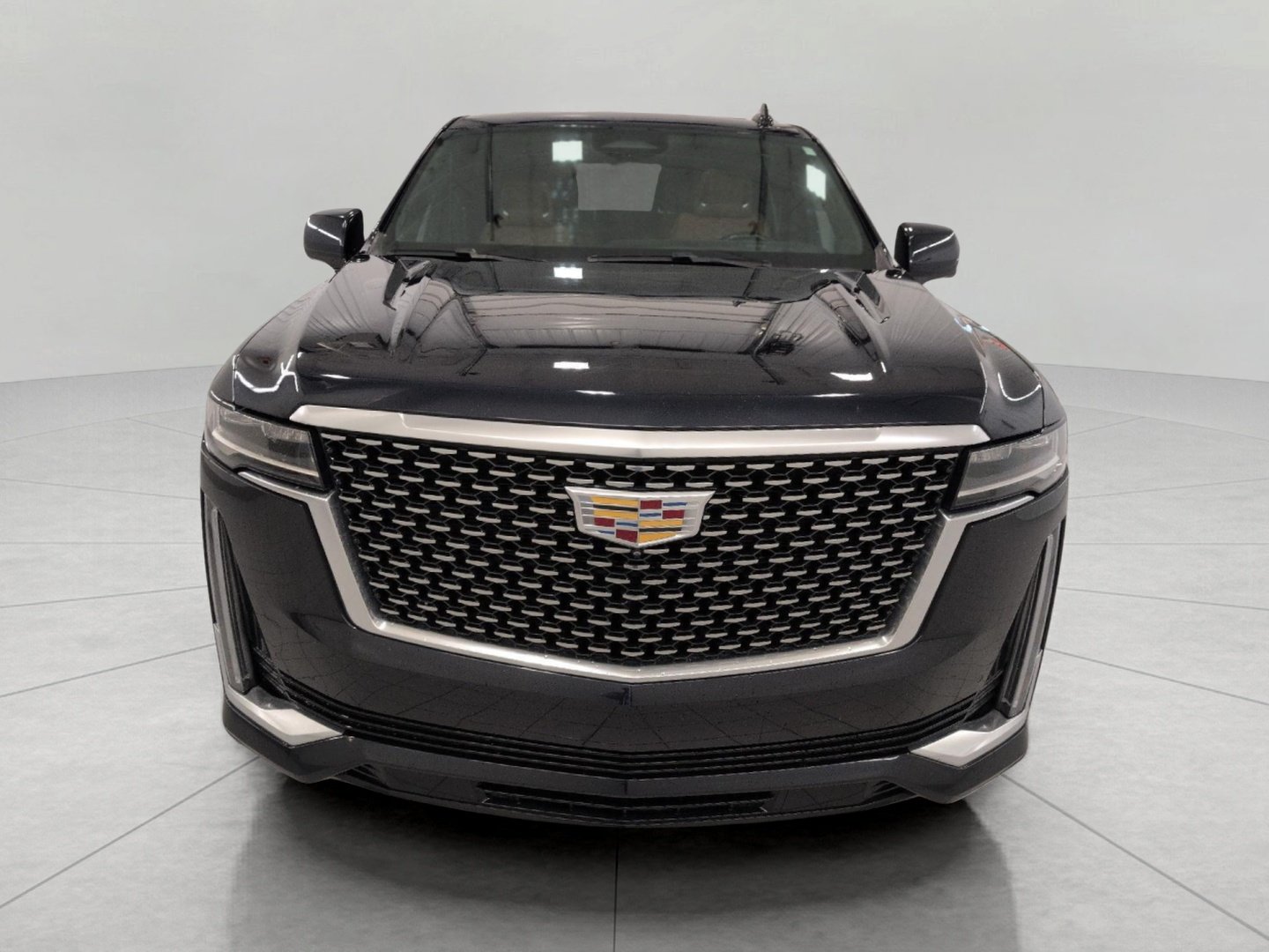 Used 2021 Cadillac Escalade Premium Luxury w/ Performance Package AWD/4WD image 13