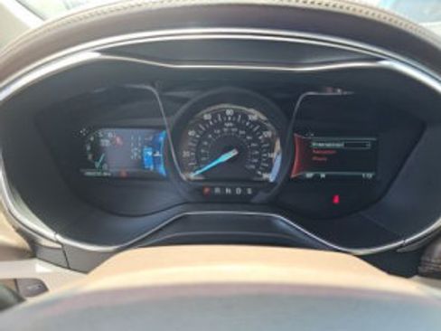 Used 2018 Ford Fusion Platinum FWD image 6