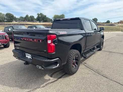 Used 2022 Chevrolet Silverado 1500 LT Trail Boss AWD/4WD image 7