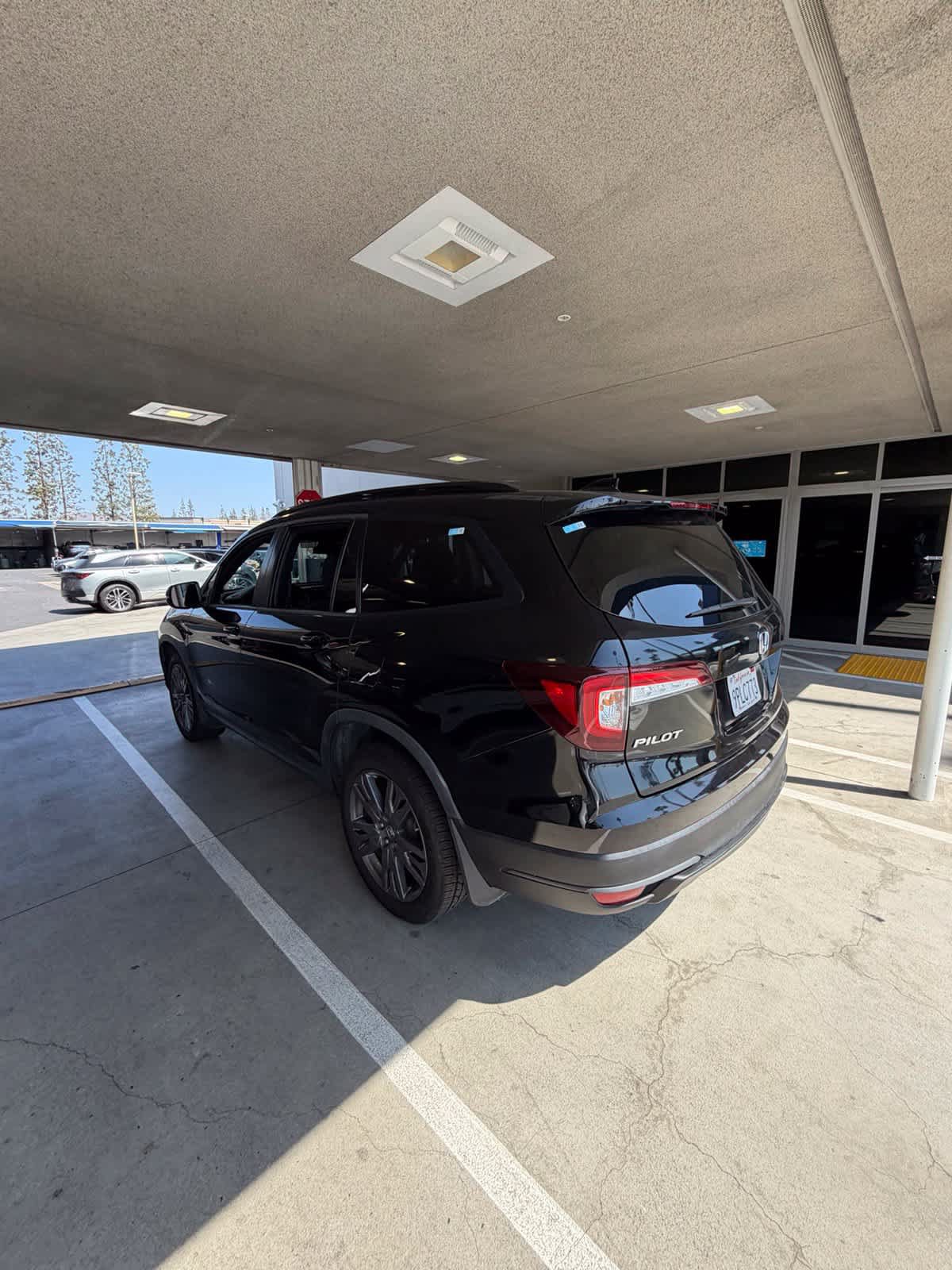 Used 2022 Honda Pilot Sport image 7