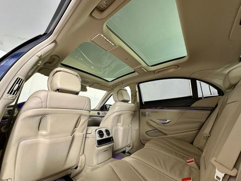Used 2016 Mercedes-Benz S 550 Sedan image 19