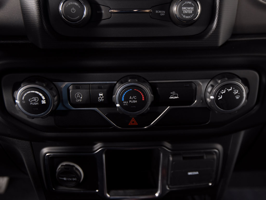 Used 2021 Jeep Wrangler Sport AWD/4WD image 19