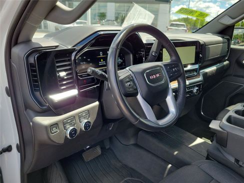 Used 2022 GMC Sierra 1500 Elevation AWD/4WD image 16