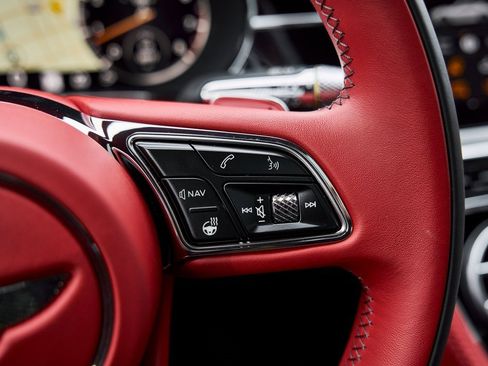 Used 2022 Bentley Continental GT image 49