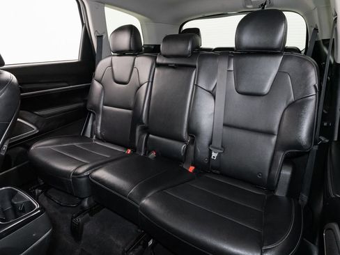 Used 2023 Kia Telluride LX image 23