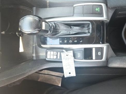 Used 2019 Honda Civic EX image 19