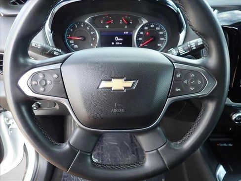 Used 2023 Chevrolet Traverse LT AWD/4WD image 14